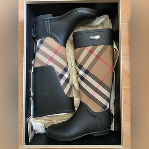 Burberry House Check Rain Boots